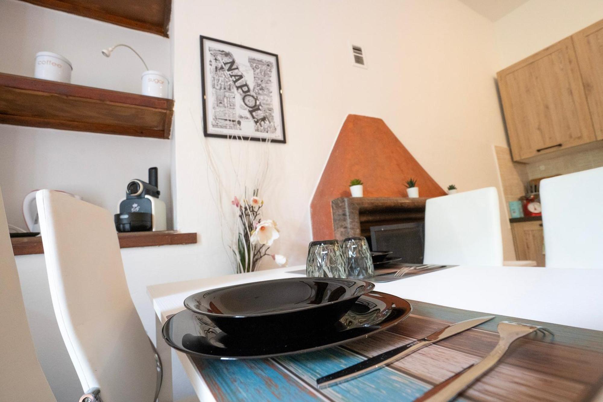 Dieghouse - Monolocale Con Cortile In Corte Lombarda Vicino Al Centro Monza Ngoại thất bức ảnh
